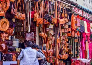shopping markets of mathura