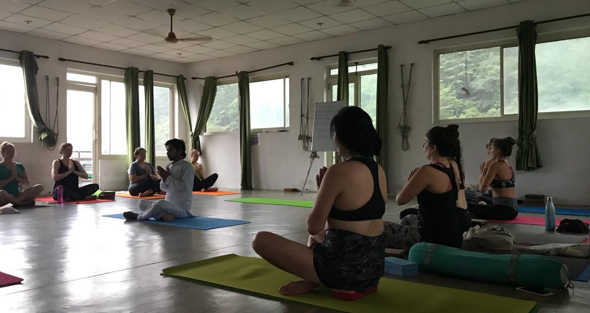 yoga teacher training in rishikesh