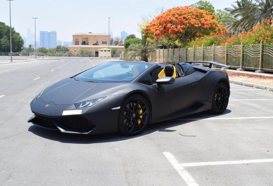 LAMBORGHINI-HURACAN-SPIDER-BLACK