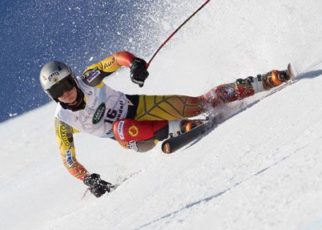 What Provinces of Canada are Popular for Downhill Skiing?